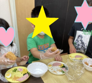 o0600054214959336802 300x271 - ♧toiro日吉♧　６月１７日(木)　　トイロラーメン