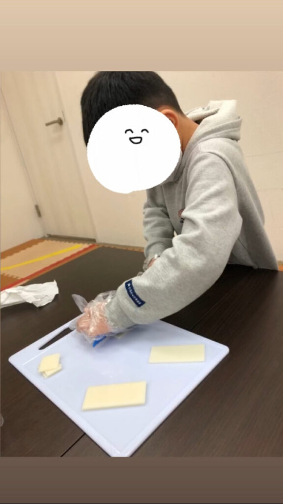 ♧toiro日吉♧ 1月6日(木) 【お雑煮作り&干支製作】 o0750133415057482436 576x1024 - ♧toiro日吉♧ 1月6日(木) 【お雑煮作り&干支製作】