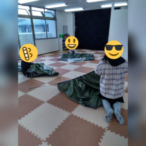 o1080108015073077761 300x300 - 2月９日（水）☆toiro本厚木☆テント張りをしよう！！
