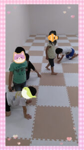 o0720128015149388777 169x300 - 2022.7.21 toiro相模原第２教室『ハイハイ鬼ごっこ』