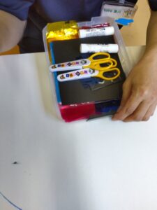 o2448326415176941799 225x300 - 9月14日（水）　toiro愛川☆ステンドグラスせ製作☆