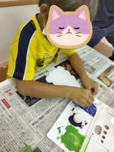 o0479063915183697803 225x300 - 9月30日（金）　toiro愛川　☆壁面製作（ぶどう）☆
