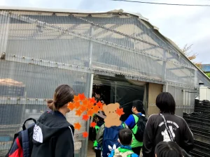 o1080081015193284598 300x225 - ☆toiro瀬谷☆　2022/10/25　しいたけ狩り