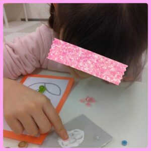 11f195a7c608ccadf57632b673dc2621 2 300x300 - toiro平塚　11月24日　☆クイリング体験☆