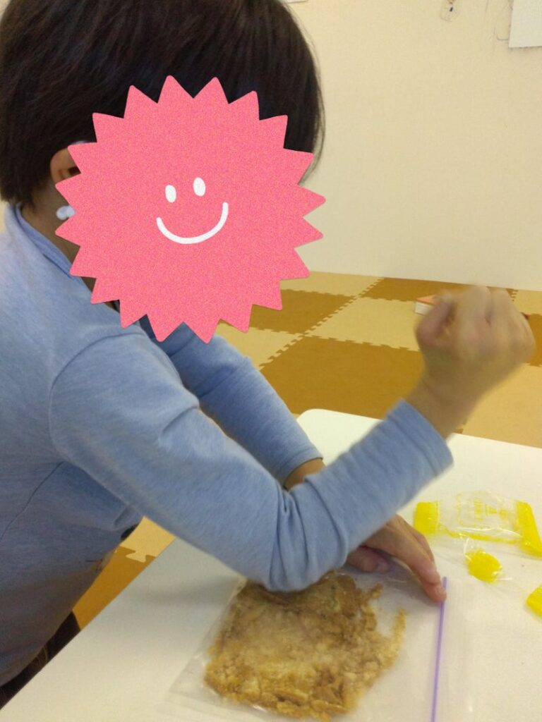 12月20日(火) toiro愛川 ☆クリスマスおやつを作ろう☆ 87d9ead4930f41f7491433f65d81b560 2 768x1024 - 12月20日(火) toiro愛川 ☆クリスマスおやつを作ろう☆