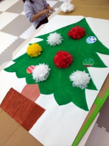 db1ab4d8596f931a7fa333a0990f95d6 225x300 - 12月1日(水)☆toiro向ヶ丘遊園☆共同制作クリスマスツリー￼