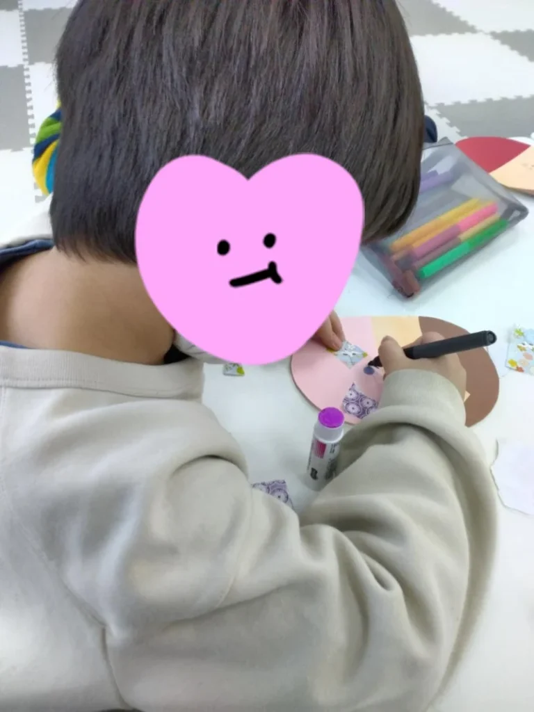 dcebc3e66cec38e189b9ba426d3608ec 768x1024 - toiro本牧 壁面製作