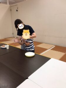 t 161 225x300 - <a href="https://ameblo.jp/houkagodayservice-toiro/entry-12808621237.html">♧toiro日吉♧　6月17日　　【餃子づくり】</a>