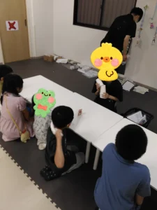 t 1 225x300 - 7月7日＊toiro小田栄 第2教室　紙コップでロケットを作ろう！