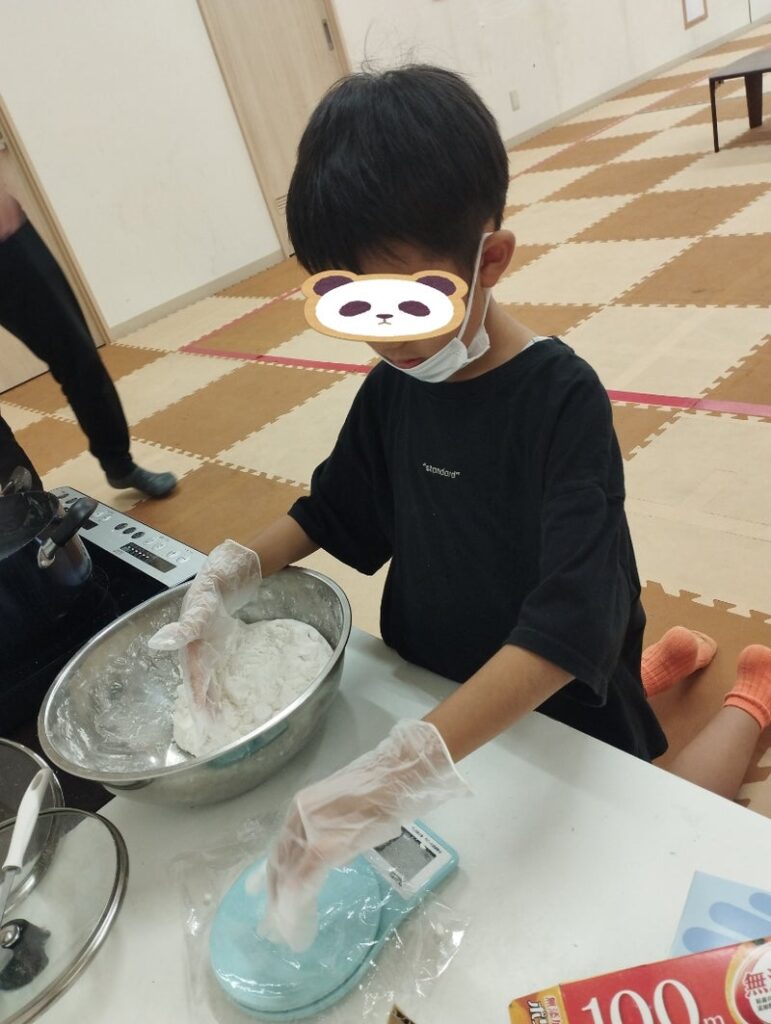 t 231 771x1024 - 9月29日　お団子づくり