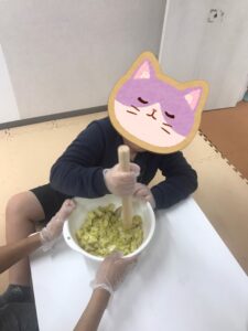t 90 225x300 - toiro都筑ふれあいの丘★スイートポテトづくり★