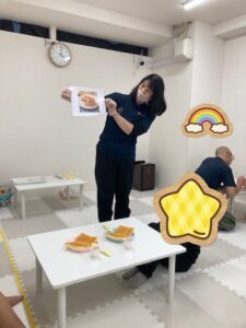 t 102 225x300 - 12月14日 toiroかしわ台①　☆オムレット作り☆