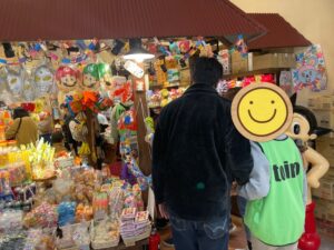 t 137 300x225 - 2024.2.14♪toiro相模原第２教室『駄菓子屋に行こう』