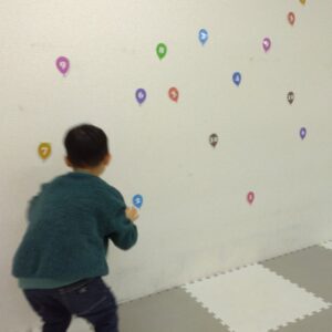 t 221 300x300 - 2/23 toiro溝の口 第一教室【数字タッチゲーム】￼