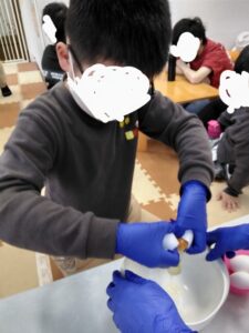 t 129 225x300 - ◎4月10日（水）　toiro東戸塚◎ホットケーキ作り