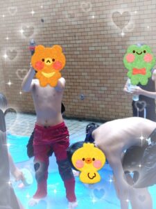 t 23 225x300 - ☆toiro宮前平8／2☆『テラスで水遊び』