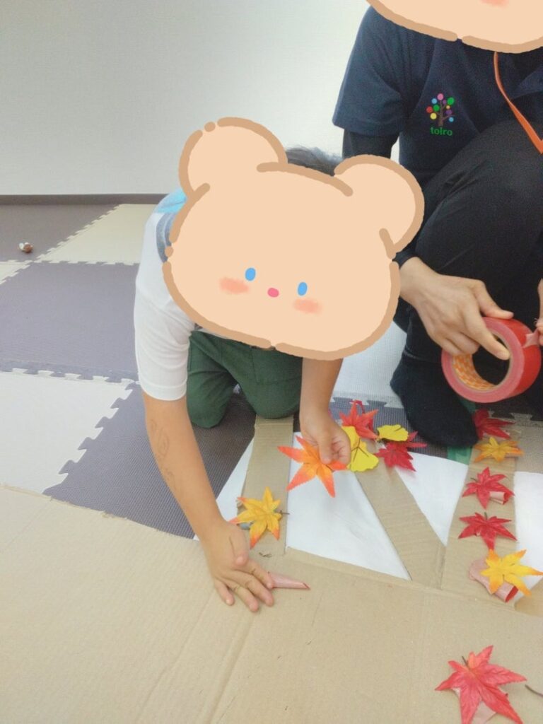 toiro向ヶ丘遊園 10月2日(水) 紅葉壁面制作 t 41 768x1024 - toiro向ヶ丘遊園 10月2日(水) 紅葉壁面制作
