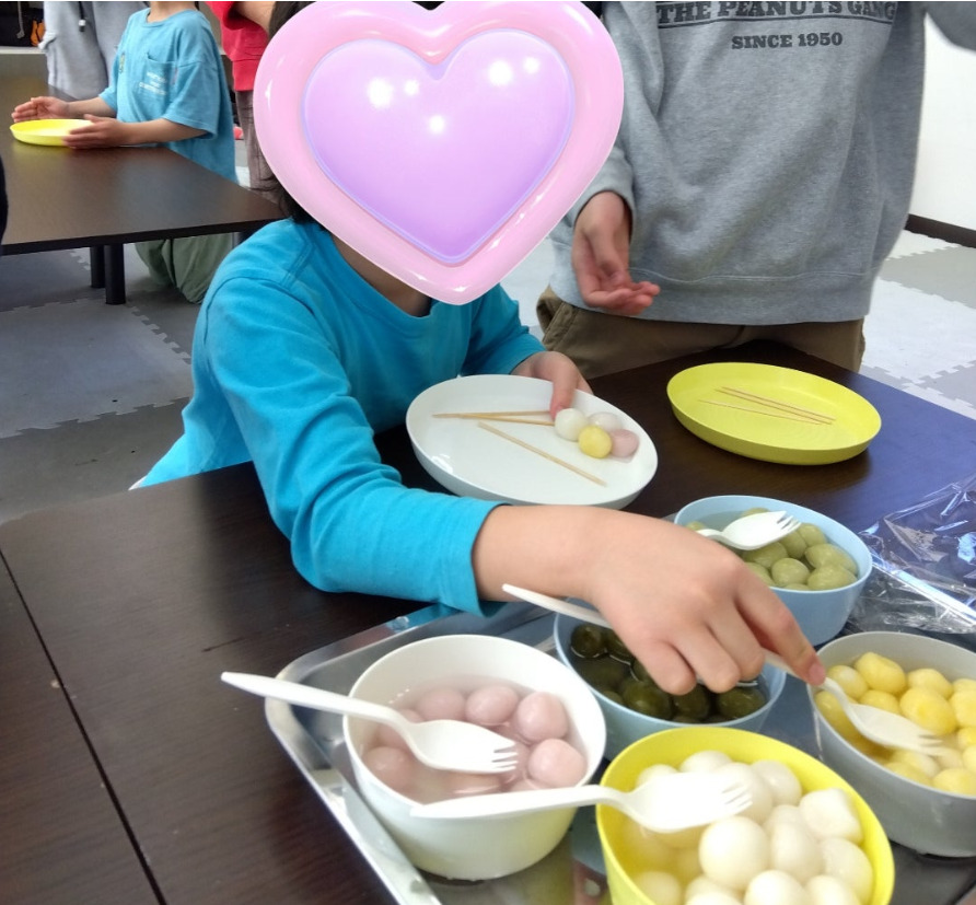 3月20日(木)toiro向ヶ丘遊園 三色団子づくり f64822516a065cefd897288db0b4e95b - 3月20日(木)toiro向ヶ丘遊園 三色団子づくり