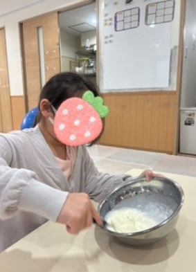 ♪4月12日 いちごのムースケーキづくり♪ 3dab68511ae5878d0f7f3f0f34539af7 - ♪4月12日 いちごのムースケーキづくり♪