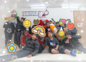 3c5bf03885fa345894b508c1f05b3f27 300x215 - 12月21日(日曜日)クリスマスパーティー☆トイロ上矢部☆