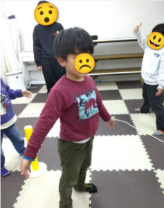 3cf9f0ed94d1c9a2a95dbfc183954601 237x300 - 2025/12/01 トイロ開成第一教室『棒倒しゲーム』