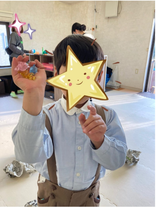 トイロ大津 12月8日 ★新聞紙遊び★ 6c86388e318b37d3f79b6a5299387098 - トイロ大津 12月8日 ★新聞紙遊び★