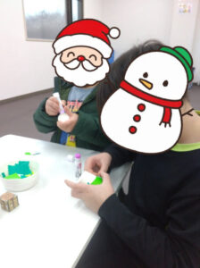 85efada2d88a7e7f36d3ae74176886ff 224x300 - トイロ都筑ふれあいの丘★紙コップクリスマスツリー★