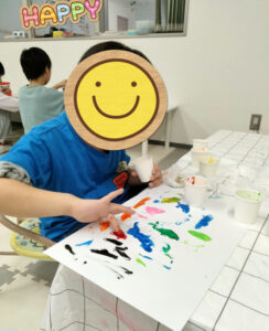 1650f07ce0409b56fdfaa83e93b69e09 244x300 - トイロ湘南台教室　２月14日（土）☆フィンガーペイント☆