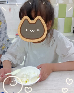 ea72e470f04a26f796afc9f4f2da65c4 239x300 - ☆トイロ宮前平5/9☆『アイスクリーム作り』