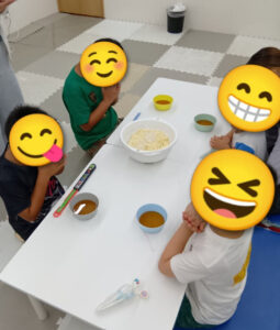 f4e885c8bb22b3ba4061e8f051efe4d2 255x300 - トイロ用田 第2教室 8月15日 おそうめんを食べよう♪　