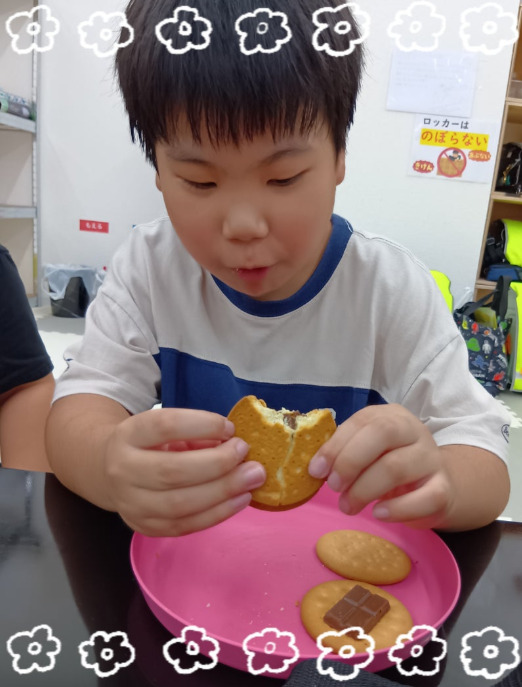 7e2a3b4e539c4b17e1b04c795b4c49d8 - ９月８日（火曜日）スモアサンド作り☆トイロ上矢部☆