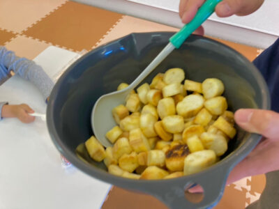 o1080081014935875660 400x300 - ▼toiro大津 お麩ラスク