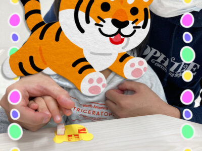 o1915255315056465765 400x300 - 2022年1月7日　☆toiro相模原☆　絵馬作り