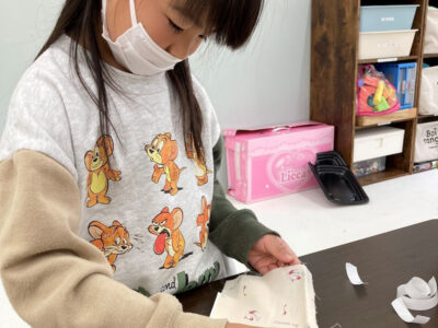 o1254147015106024427 400x300 - 牛乳パックで何ができるかな！？★toiro仲町台★