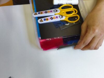 o2448326415176941799 400x300 - 9月14日（水）　toiro愛川☆ステンドグラスせ製作☆