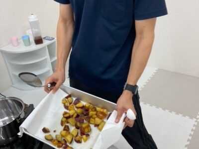 o0480064015180397239 400x300 - 9月30日　toiroかしわ台　☆大学芋作り！