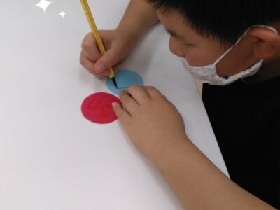 0a362427dd641796e688387cb7f0d155 1 400x300 - ☆12月15日toiro天王町☆【クリスマスツリー制作】￼