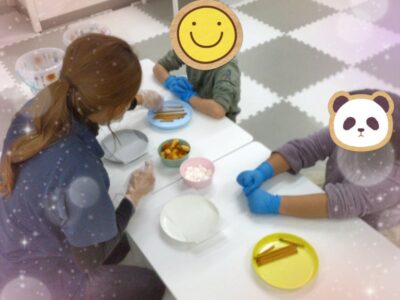 53fbb70fb2525eb326595e70948524a7 2 400x300 - toiro二宮　2月14日（水）「ポッキー作り」