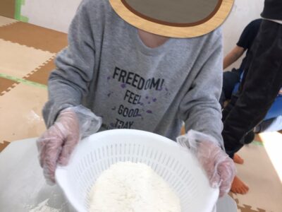 613057ead19ad8a00572bf349f129466 5 400x300 - 2月18日　☆toiro南林間☆第一教室