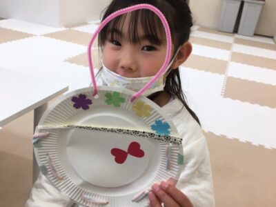 d2e900ea118f73d9b2320e05c26f5b9e 1 400x300 - 2月7日(火)toiro秦野☆紙皿でバック☆