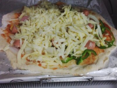 4月18日☆ピザ作りしました☆ t 56 400x300 - 4月18日☆ピザ作りしました☆