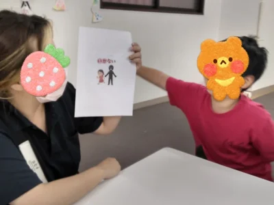 t 11 400x300 - 7月14日＊toiro小田栄 第2教室　毎月恒例・避難訓練￼