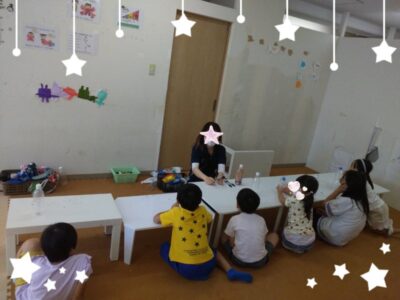 t 167 400x300 - 8月21日＊toiro小田栄 第1教室　～センサリーボトル作り～