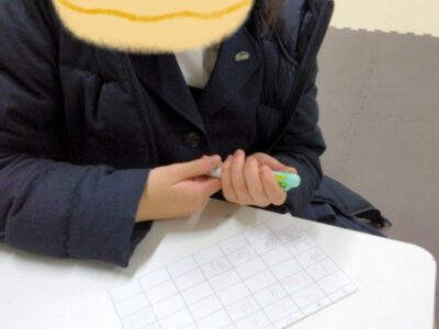 12月21日*toiro小田栄 第2教室 1月のカレンダー作り t 176 400x300 - 12月21日*toiro小田栄 第2教室 1月のカレンダー作り