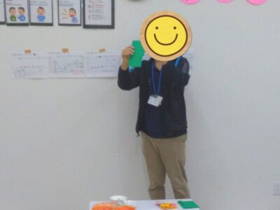 12月8日(金) クリスマスカードを作ろう ☆toiro上矢部☆ t 76 400x300 - 12月8日(金) クリスマスカードを作ろう ☆toiro上矢部☆