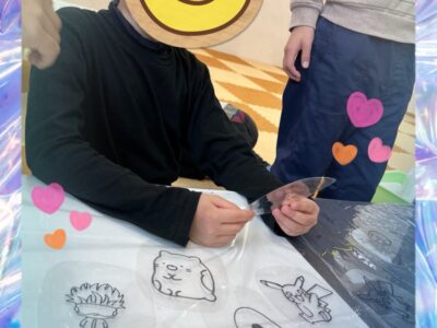 t 134 400x300 - ☆toiro大船　2月15日（木）プラ板製作☆