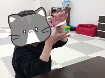 3月8日長後 粘土で遊ぼう♪ t 116 400x300 - 3月8日長後 粘土で遊ぼう♪