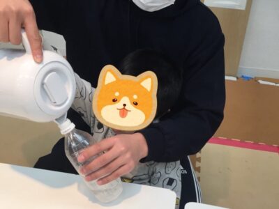 2024/3/15⭐︎トイロ百合ヶ丘⭐︎〰️トイロ実験室〰️ふくらむ風船のじっけん t 205 400x300 - 2024/3/15⭐︎トイロ百合ヶ丘⭐︎〰️トイロ実験室〰️ふくらむ風船のじっけん