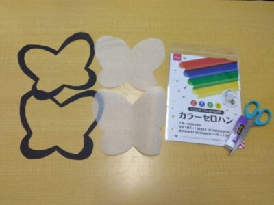 t 276 400x300 - toiro二宮　３月26日（火）4月の壁面製作　