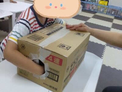 t 28 400x300 - 7月4日toiro溝の口第二教室　☆箱の中身は!?☆